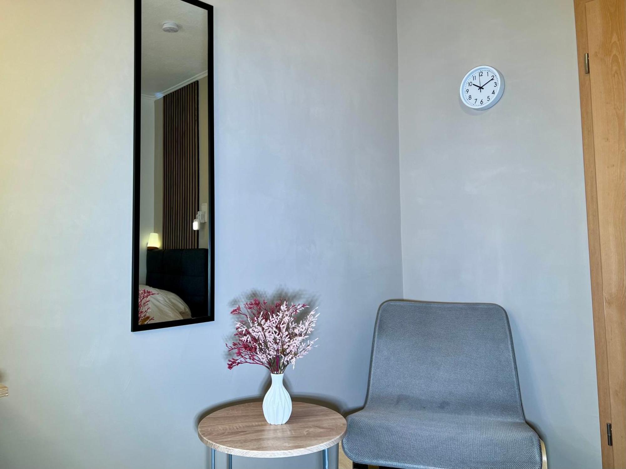 Apartment Your Private Bedroom Near Station Perfect For Solo Travelers Koblenz (Rhineland-Palatinate)